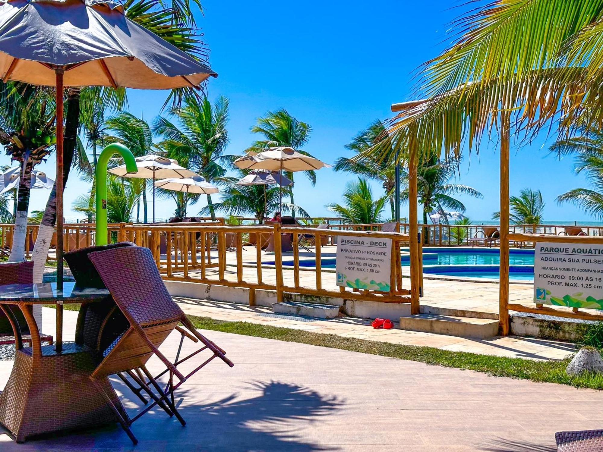 Jangadeiro - Parque Aquatico E Pe Na Areia 4*