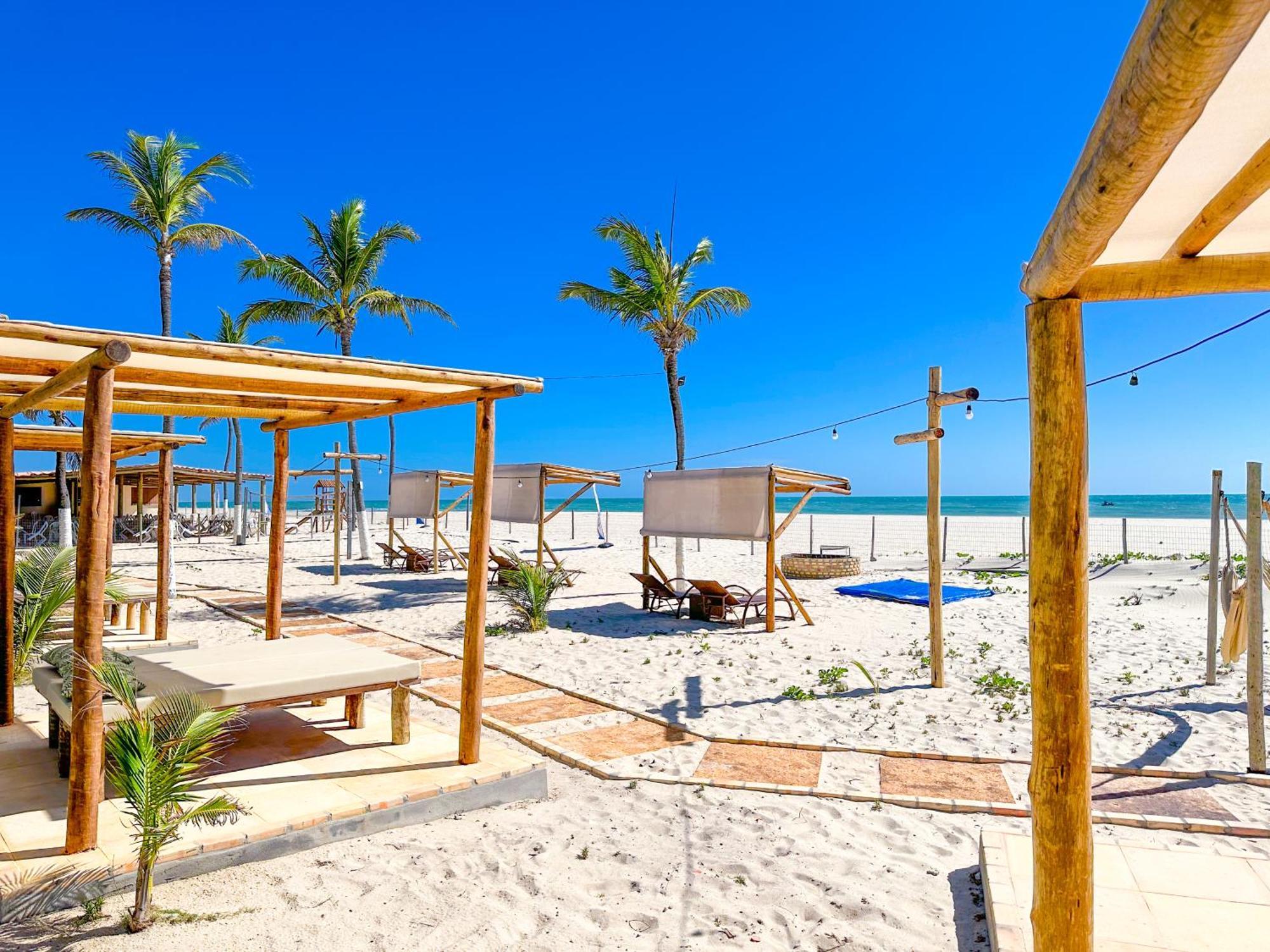 Jangadeiro - Parque Aquatico E Pe Na Areia