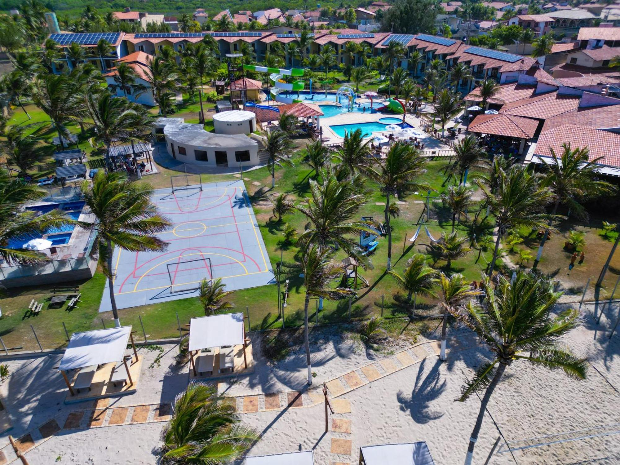 Jangadeiro - Parque Aquatico E Pe Na Areia Hotel 4*